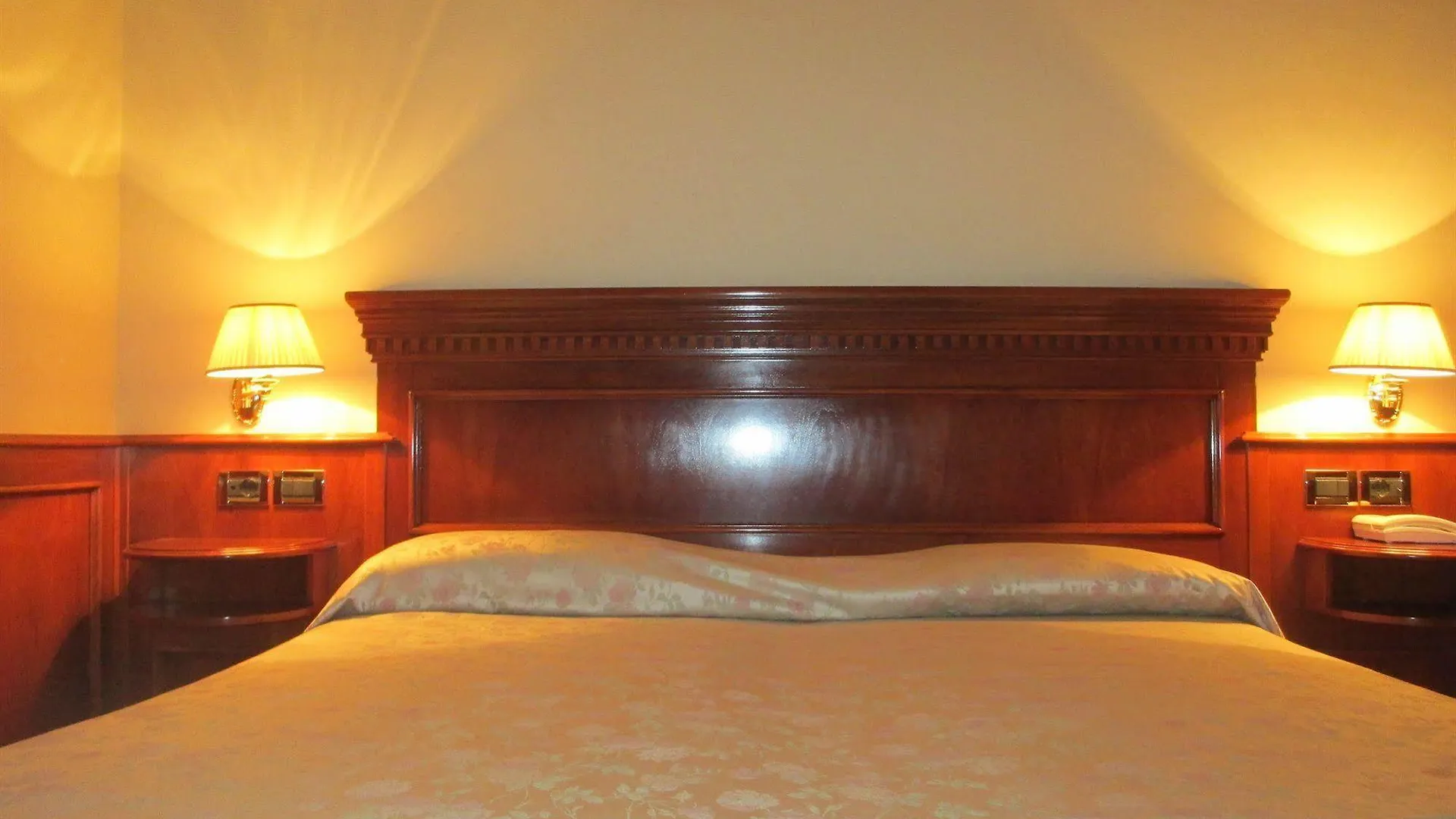 Hotel Rizzi Bussolengo 3*,